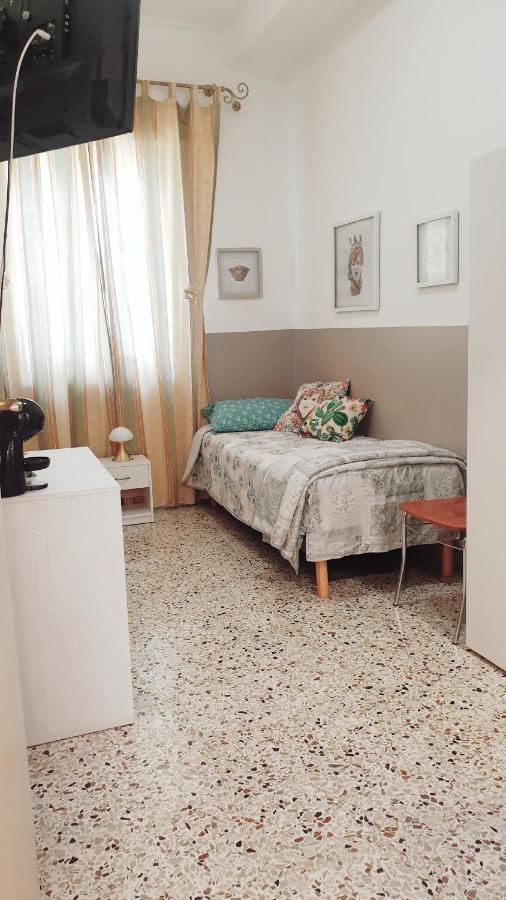 I Mori In Campidoglio Affitta Camere SantʼAgata di Militello Exteriér fotografie
