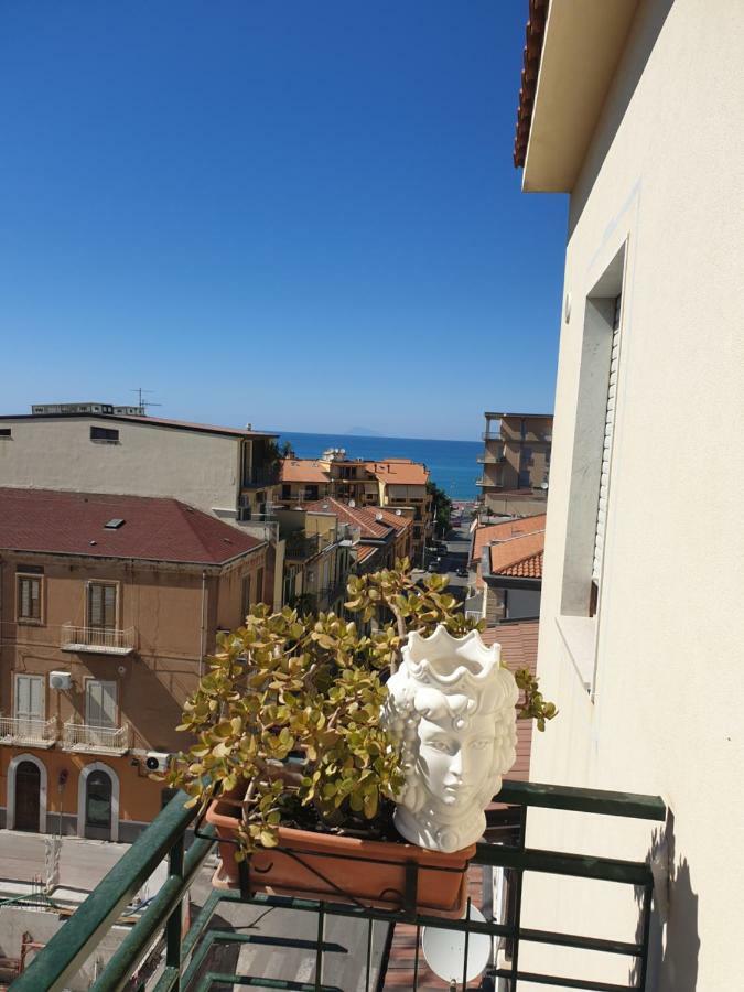 I Mori In Campidoglio Affitta Camere SantʼAgata di Militello Exteriér fotografie